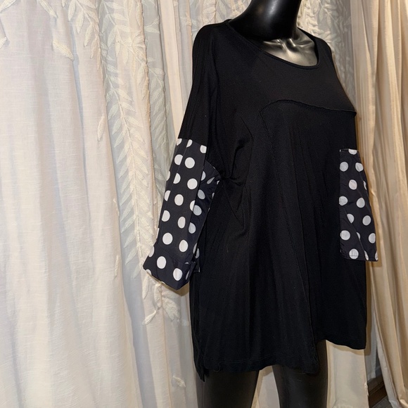 JASON, Comfy Black Tunic with Polka Dot Sleeves – Size L - Picture 10 of 15